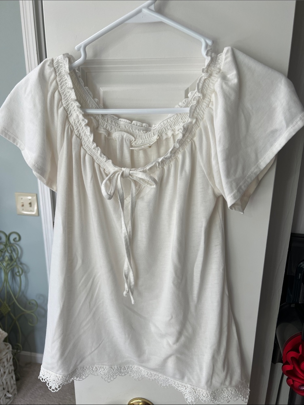 Belle Du Jour Off-White Peasant Blouse with Lace Trim
